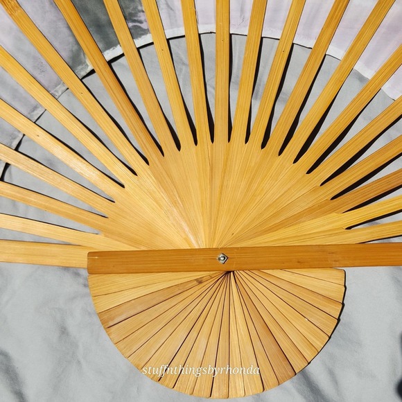 Vintage AsianFantasy Valley Large Bamboo & Silk Wall‎ Fan Handpainted 60"X35" - Picture 5 of 10